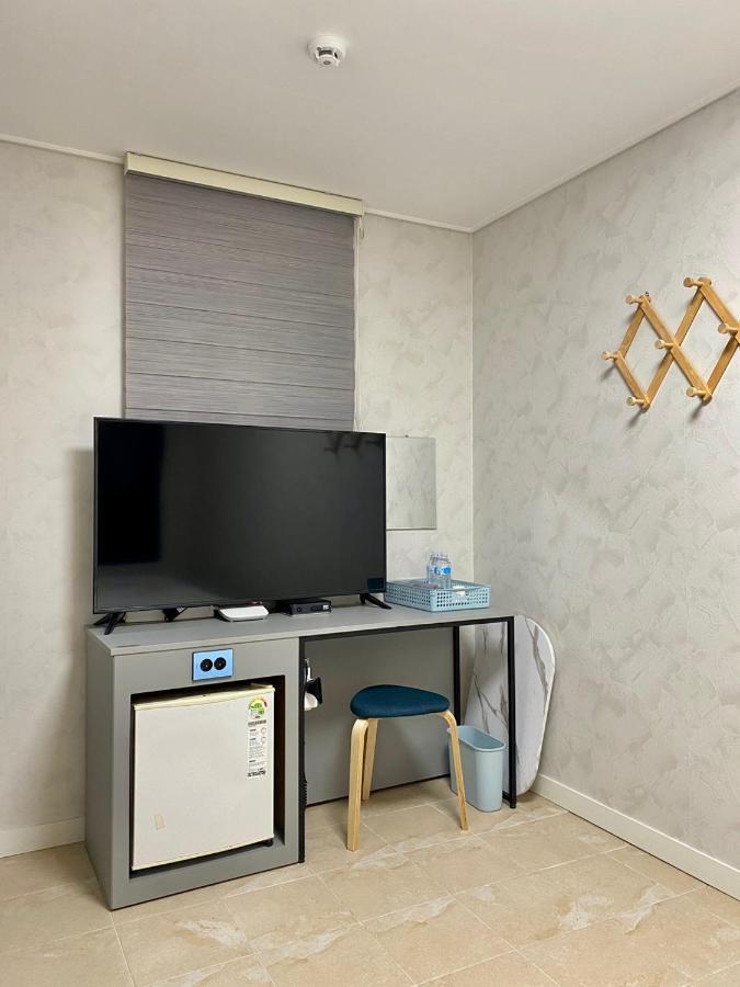 Aewol Coast 34 Hotell Jeju Exteriör bild